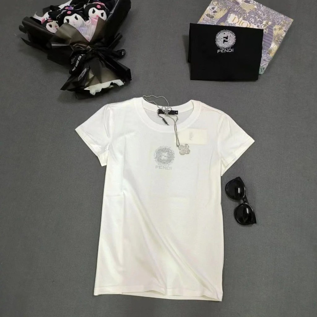 Premium Quality T-Shirts for Women: Where Comfort Meets Everyday&nbsp;Elegance